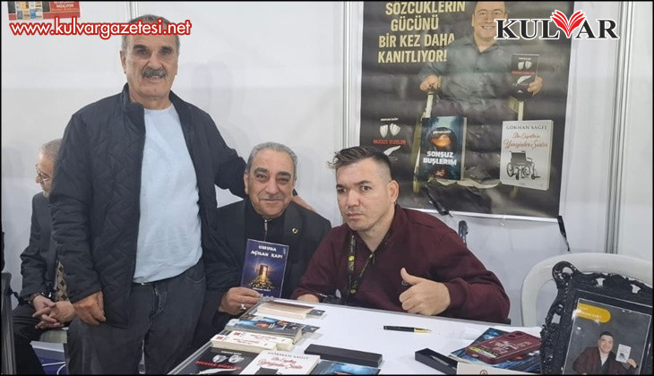 Engelsiz yazar okuyucularıyla bir araya geldi