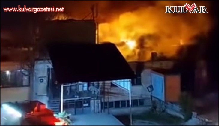 Fabrika yerleşkesinde çıkan yangında 6 işyeri zarar gördü
