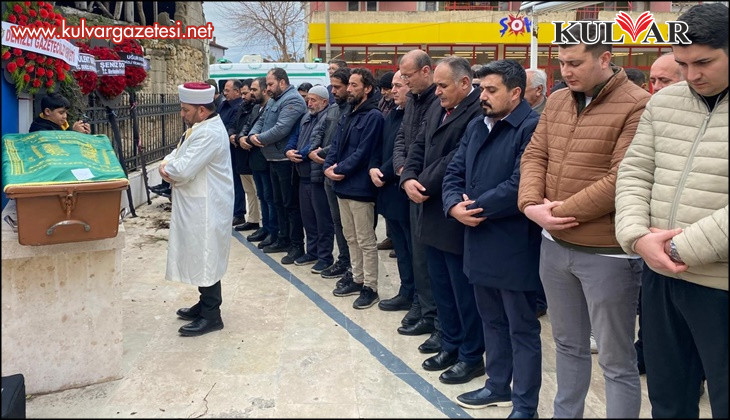 Gazeteci Karapınar 8 ay sonra bu kez baba acısı yaşadı