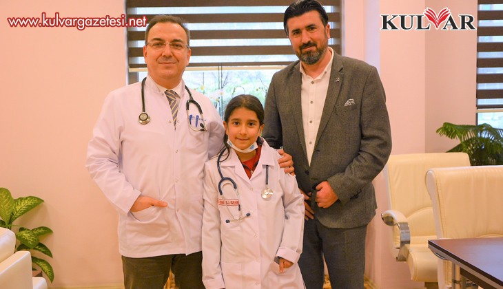 Geleceğin doktoru doğum gününü PAÜ Hastanesinde kutladı