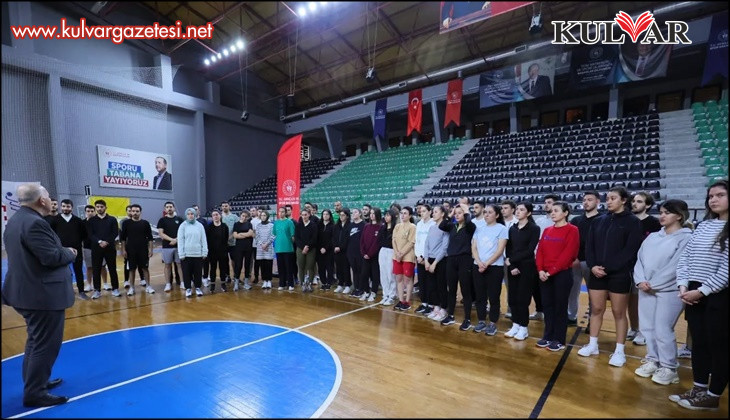 Geleceğin polis adayları, hayalleri için ter döküyor