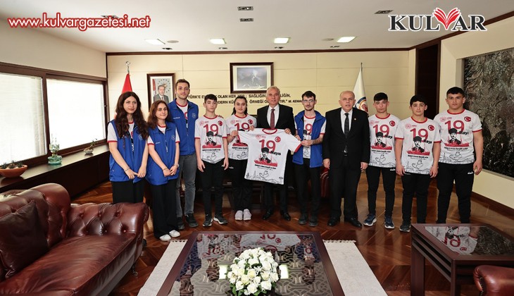 Genç sporculardan Başkan Zolan’a ziyaret