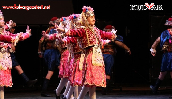 Halk oyunlarında yıldızlar Denizli’de sahne alacak