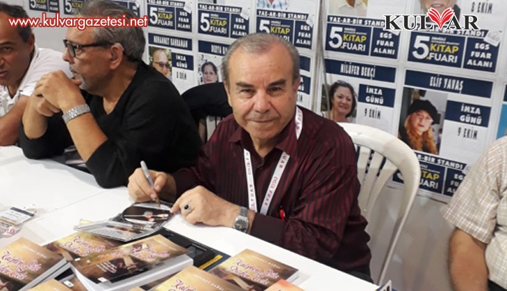 Halk Ozanı Mehmet Dağal kitabını ve CD’sini imzaladı