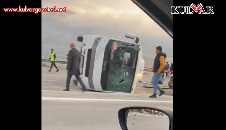  İşçileri taşıyan servis midibüsü 60 metre sürüklendi: 2 ölü, 14 yaralı