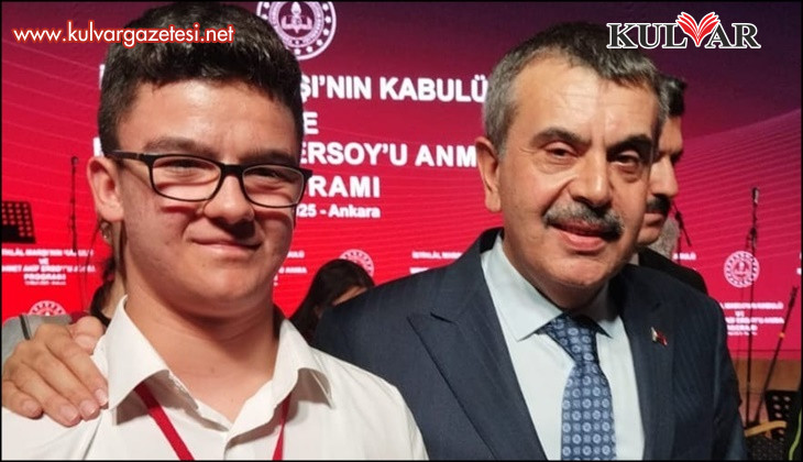 İstiklal Marşını en güzel okuyan Salih, Denizli’yi Ankara’da temsil etti