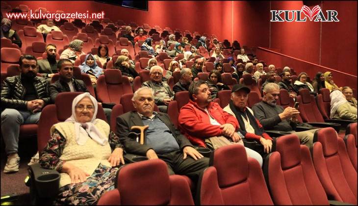 PAMUKKALE ALZHEİMER MERKEZİ’NDEN NOSTALJİ DOLU SİNEMA ETKİNLİĞİ