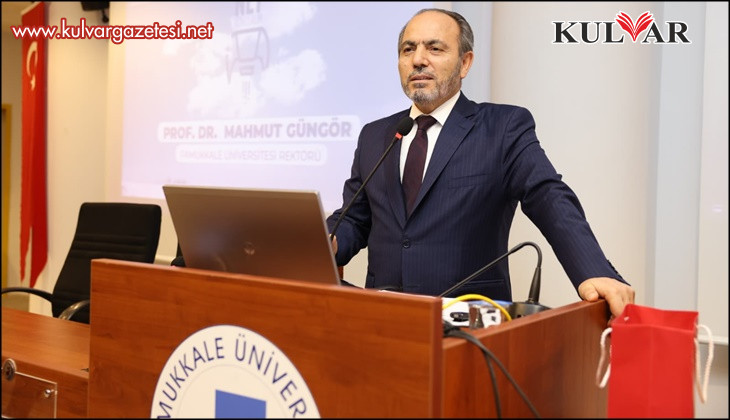 Rektör Güngör, Yapay Zekaya Giriş ve Türkiye'nin Dijital Vizyonu Programı’na Katıldı