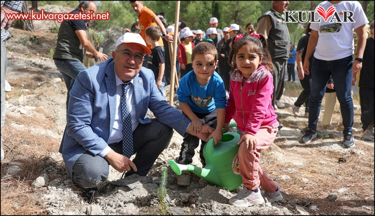 Sakin şehir Çameli’nin minik elleri doğaya büyük nefes verdi