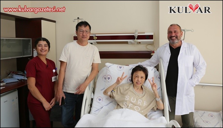 Singapurlu turist, Cerrahi Hastanesi’nde sağlığına kavuştu