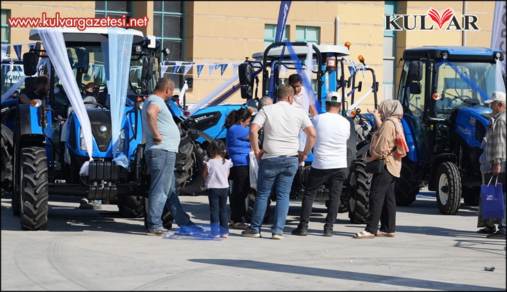 Tarım sektörü ve üreticilerin büyük buluşması TARFU 2025 yoğun ilgiyle devam ediyor
