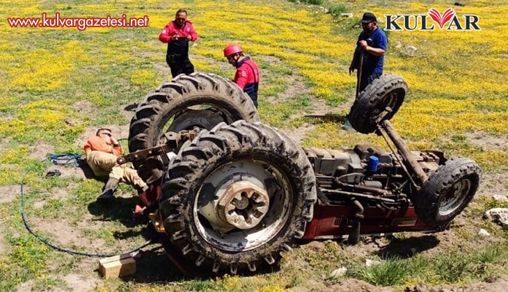 Tarlada çift süren traktör uçuruma yuvarlandı: 1 ölü, 1 yaralı