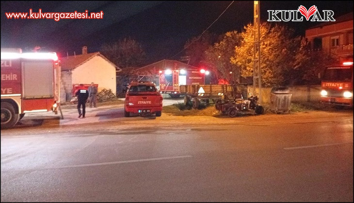 Tek katlı evdeki yangın korkuttu