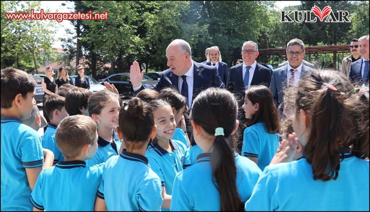 Vali Coşkun; "En güçlü silah bilgi, en büyük düşman ise tembellik ve cehalettir"