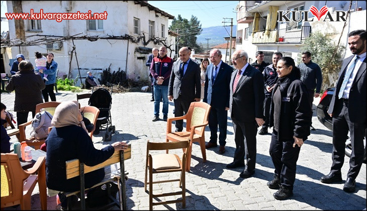 Vali Köşger, 5.1’lik depremin merkez üssü Buldan’da incelemelerde bulundu