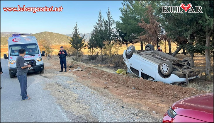 Virajı alamayan araç takla attı; 2 yaralı