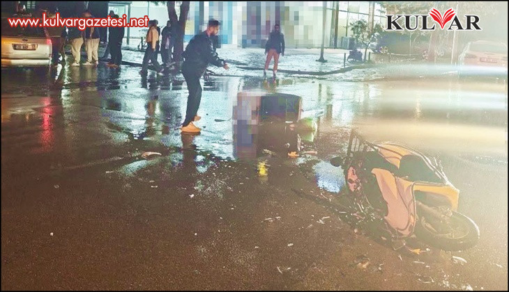 Yola kontrolsüz çıkan otomobil, motosikletle çarpıştı: 1 ölü