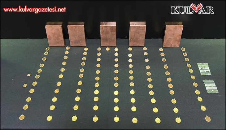 Yüzlerce sahte altın ile yakalandılar